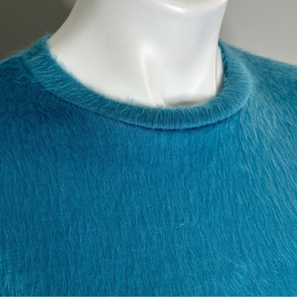 Urban Outfitters fuzzy blue long sleeve crop top large - Picture 4 of 6